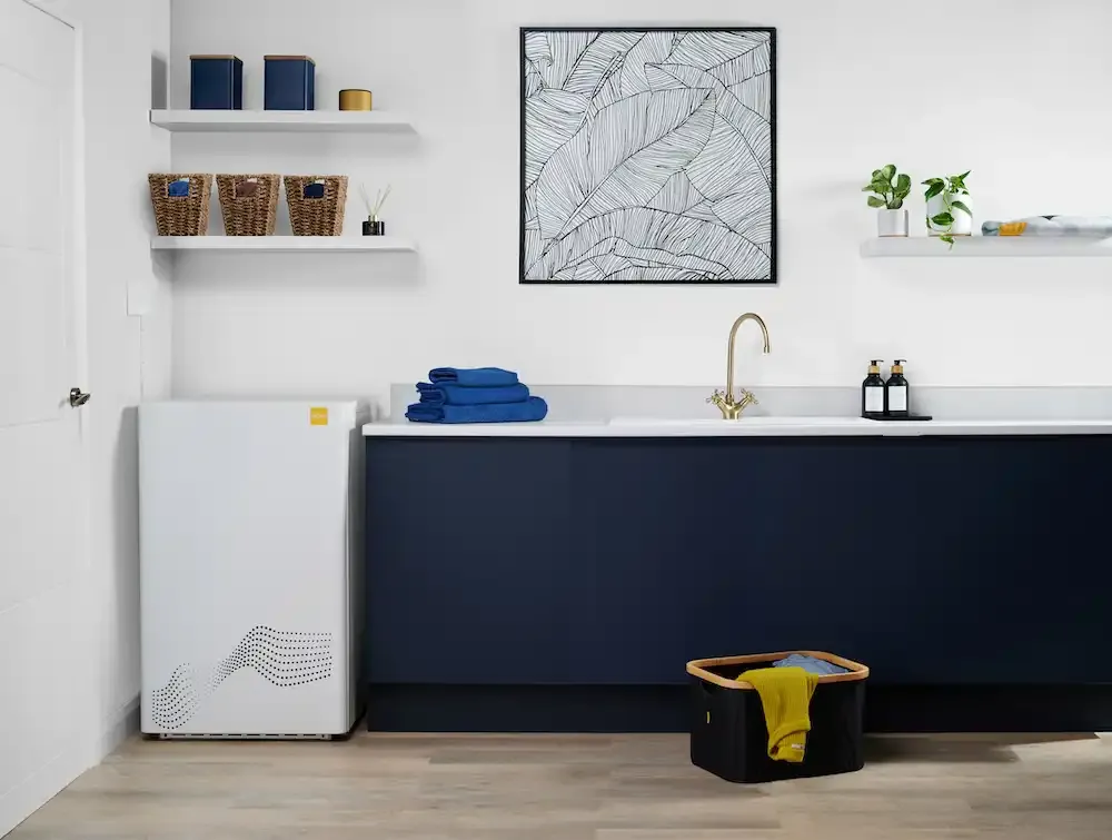 A tepeo ZEB heat battery installed in a utility room